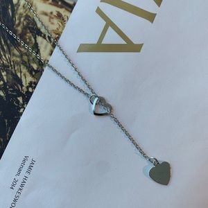 NWOT!✨ Silver Heart-Drop Necklace